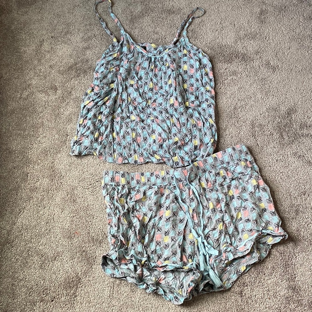 Ambrielle Gray Colorful Pineapple Print Pajama Set SIZE XL